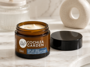 Cochlea Garden Κρέμα Ημέρας με Βλέννα Σαλιγκαριού, Βιταμίνη Ε & Γλυκό Αμύγδαλο 50ml